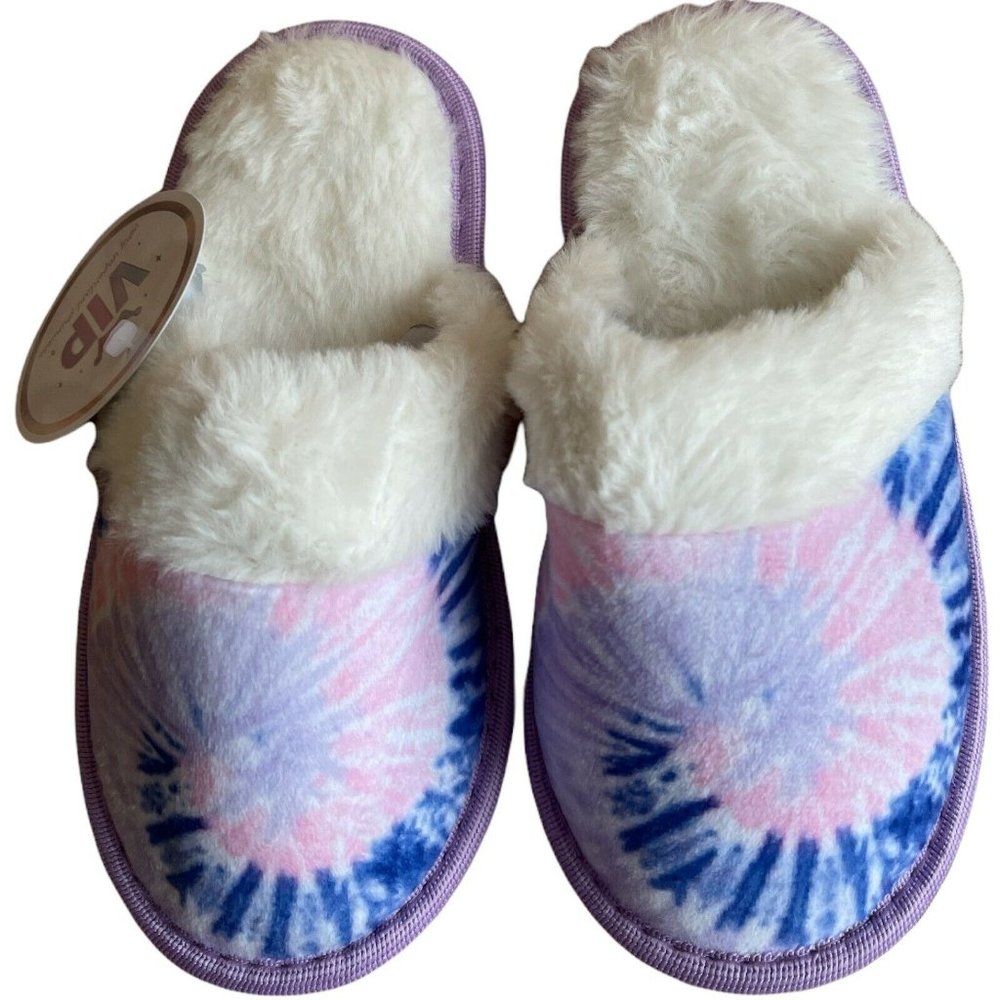 🐶Girl’s Slippers L (1-2)VIP Slippers Tie Dye Lilac Faux Fur with nail polish - Picture 2 of 12